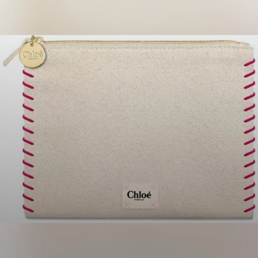 Chloe Parfum Canvase Pouch. 